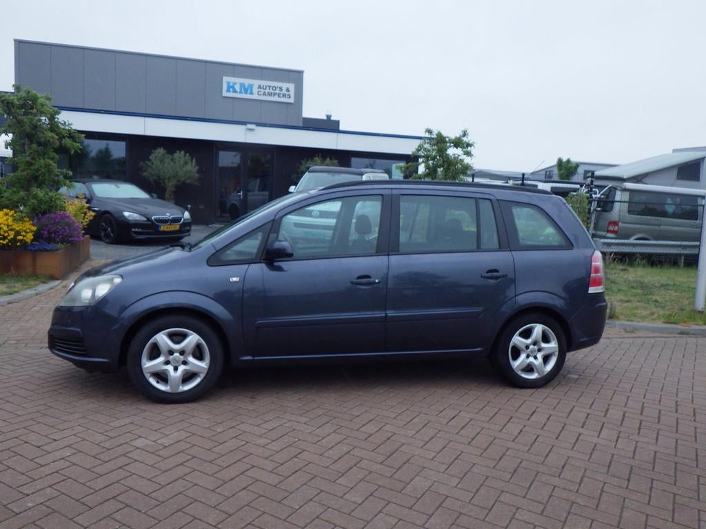 Opel Zafira 2.2 Enjoy 7 pers knappe auto inruil mog met nieu, Auto's, Opel, Voorwielaandrijving, Stof, Gebruikt, 4 cilinders