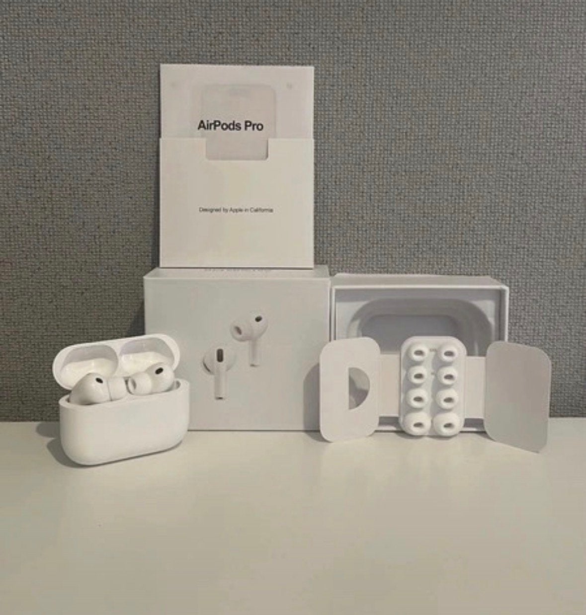 Airpods Pro 3 + Factuur, Ophalen of Verzenden, Zo goed als nieuw