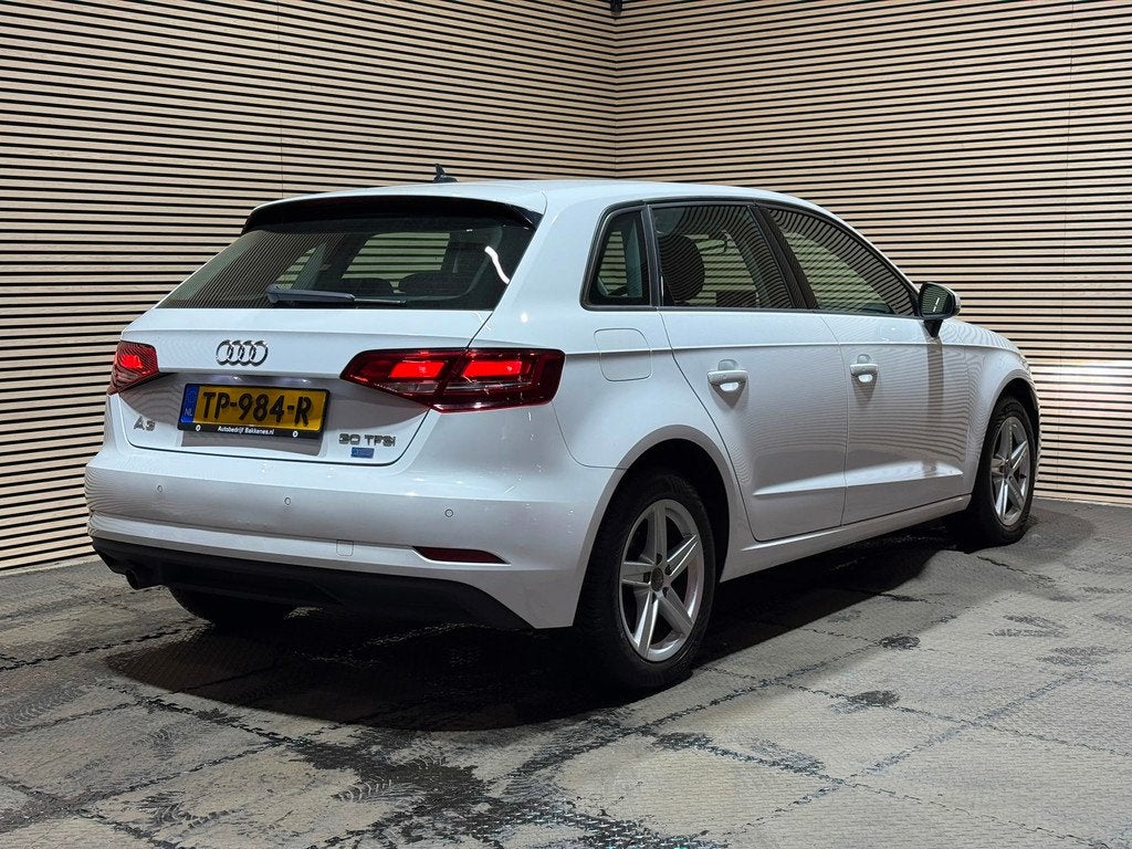 Audi A3 Sportback 30 TFSI Pro Line | NAP | Airco | Cruise |, Auto's, Audi, Voorwielaandrijving, Stof, Gebruikt, Euro 6