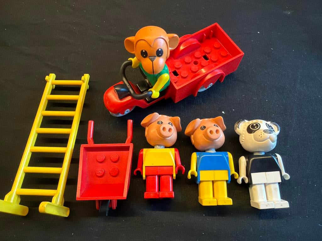 Lego Fabuland set met 4 figuren, brommer, kruiwagen en trap, Inclusief minifiguren, Gebruikt, Overige thema's, Lego