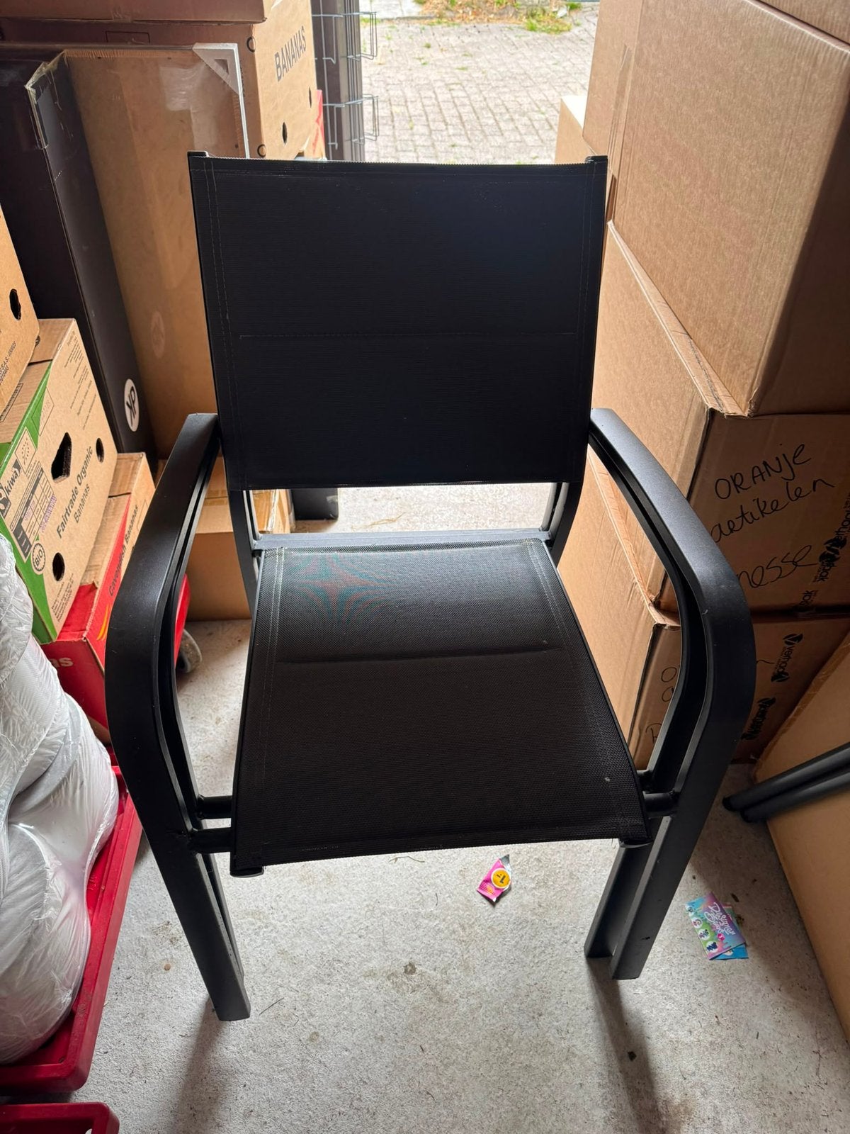 Tuisset 4 stoelen met  tafel ( 140x80), Ophalen of Verzenden, Zo goed als nieuw, Metaal