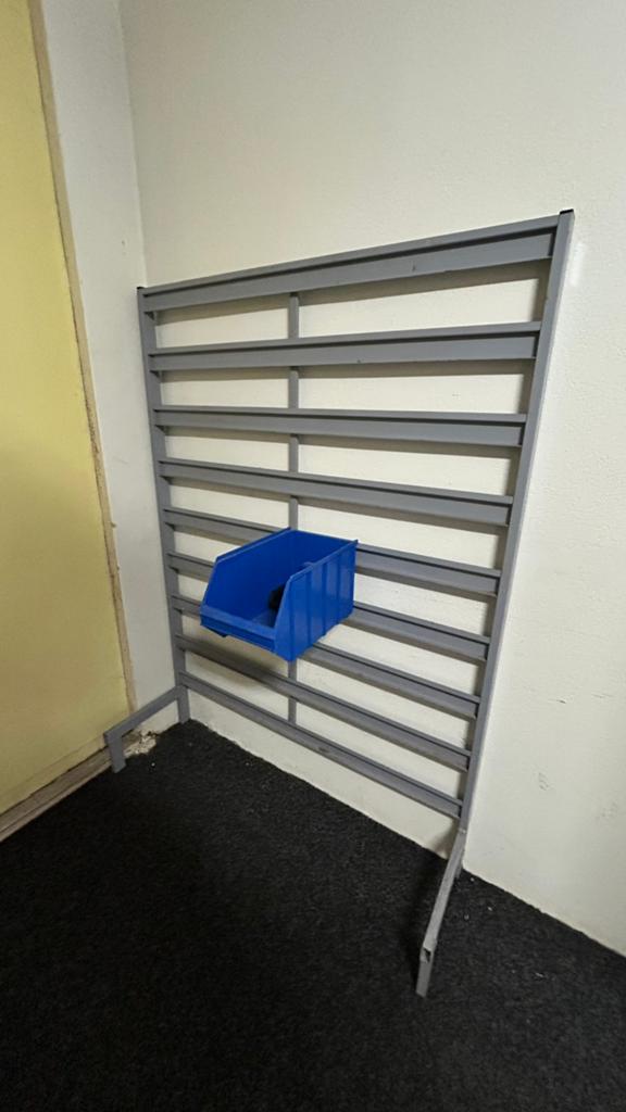 Stelling voor magazijnbakken Overtoom, Huis en Inrichting, Ophalen