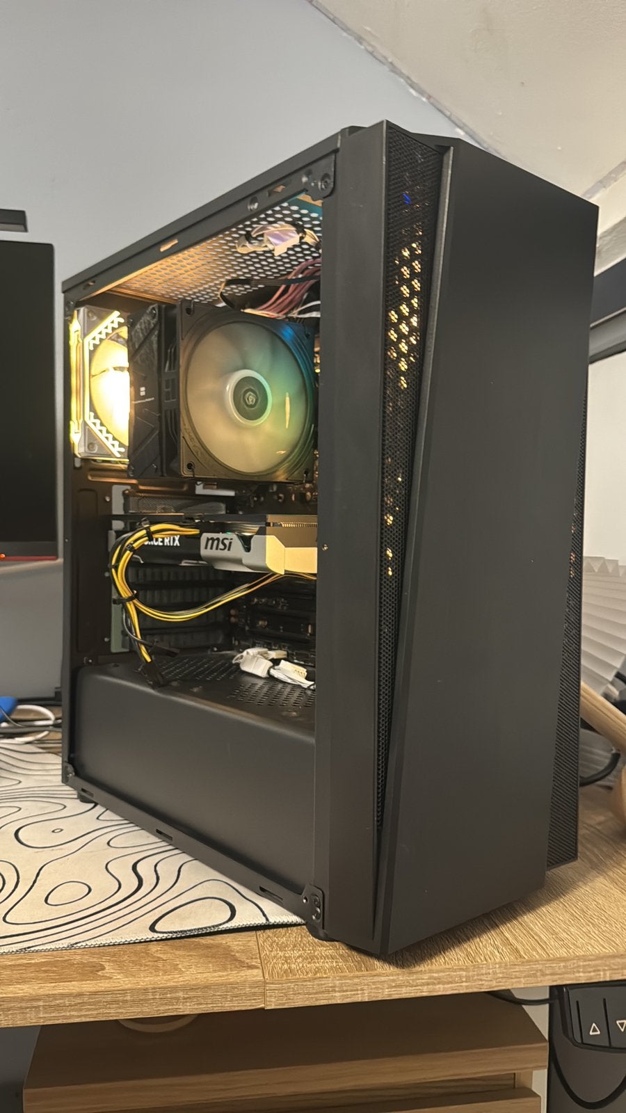 Gaming PC | RTX 5060 Ti | i5-12400F | 1TB SSD | DDR5 | RGB, Computers en Software, Desktop Pc's, Ophalen, Zo goed als nieuw, Gaming
