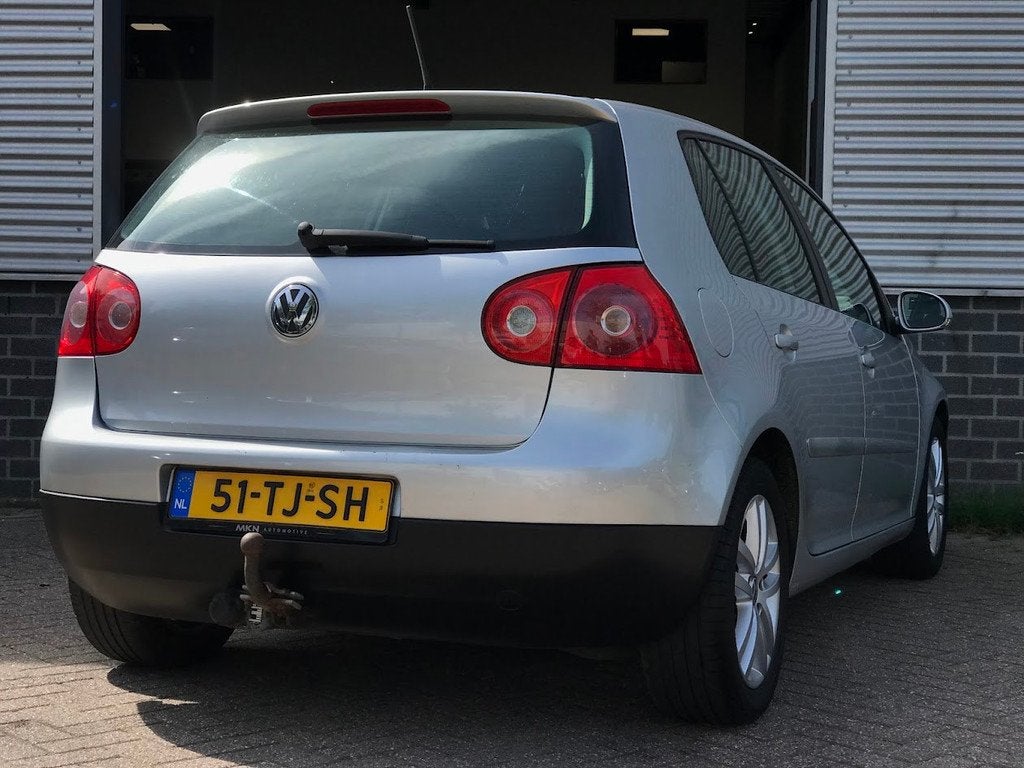 Volkswagen Golf 1.6 FSI Optive|Airco|Trekhaak|Nap, Auto's, Volkswagen, Voorwielaandrijving, 1195 kg, Gebruikt, 4 cilinders