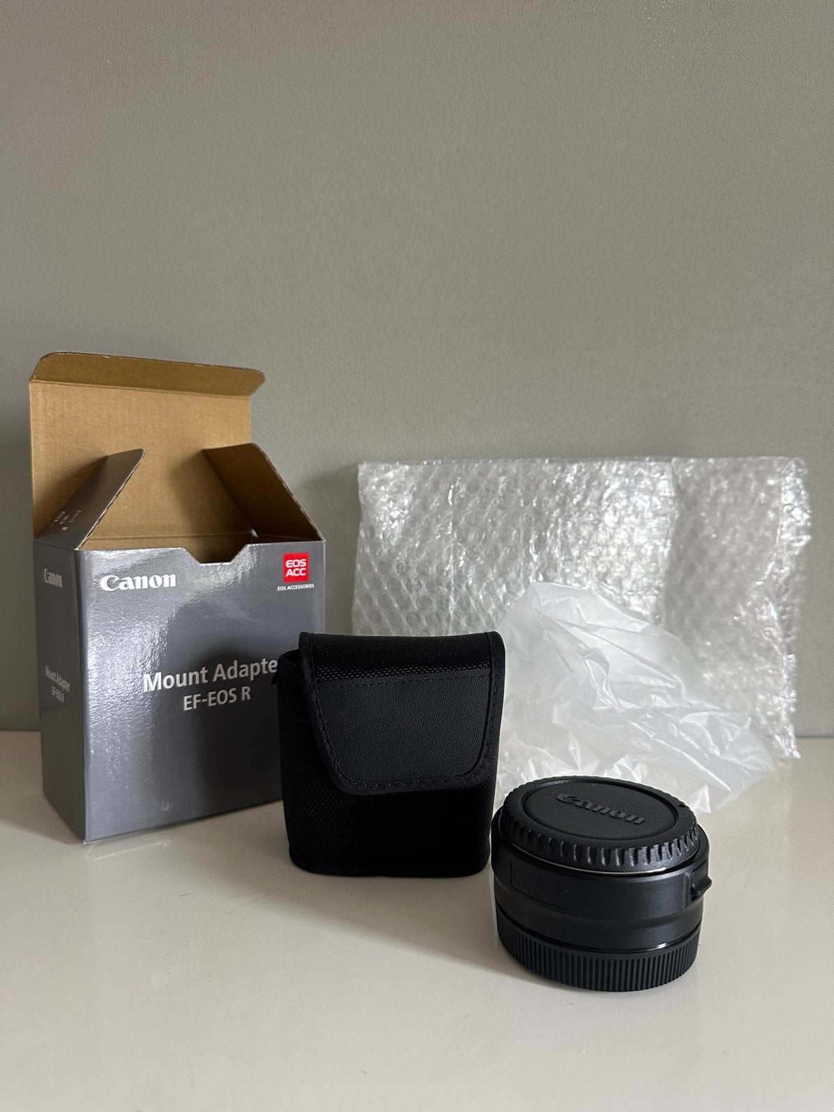 Canon Mount Adapter EF-EOS R - Nieuw en Ongebruikt, Audio, Tv en Foto, Fotografie | Professionele apparatuur, Canon, Lensadapter