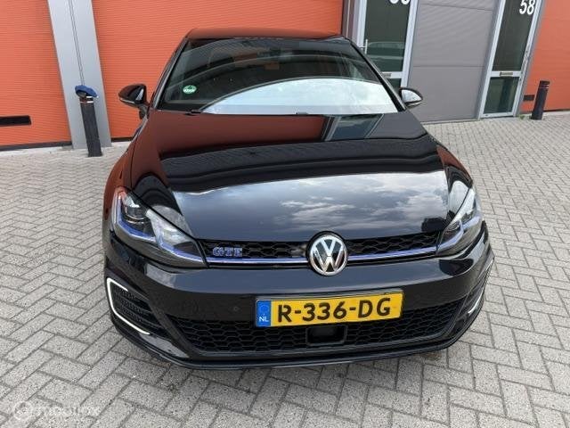 Foto 5 van Volkswagen Golf 1.4 TSI PHEV GTE BJ 12-12-2018 KM NAP EXTR