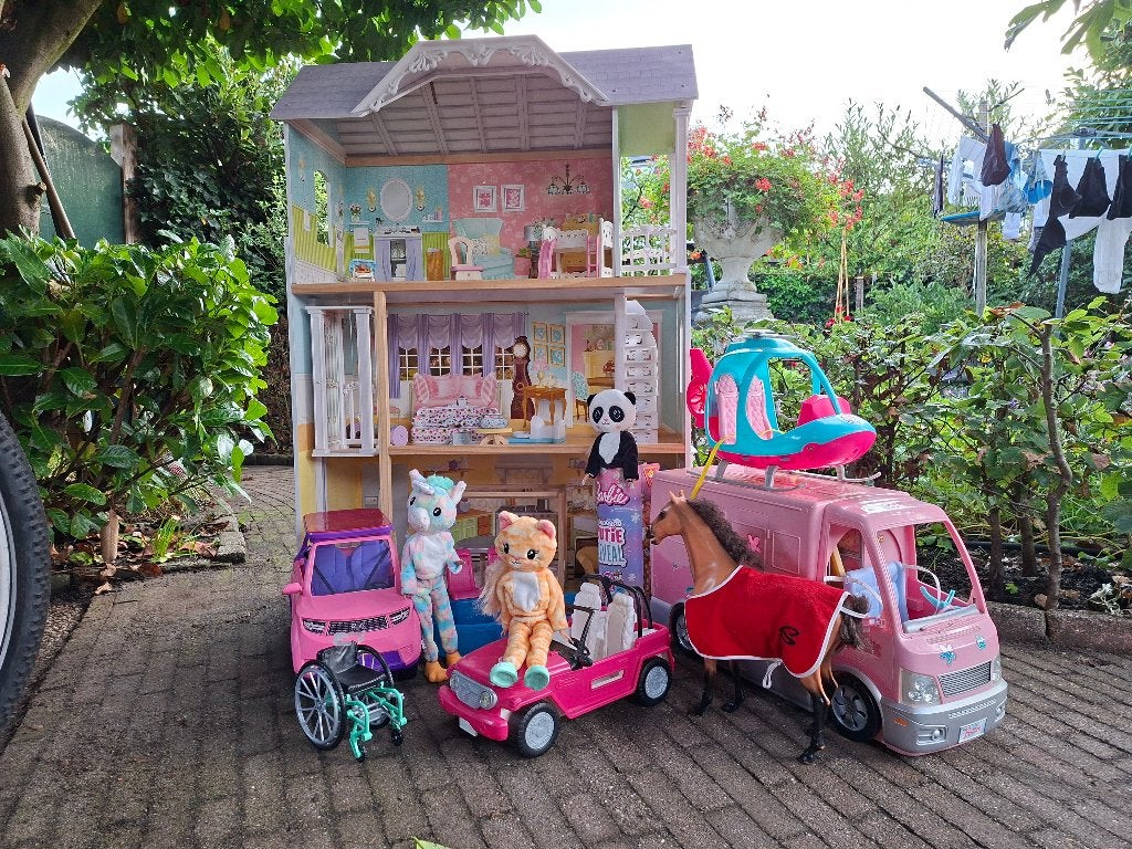 Barbie spullen compleet, Ophalen, Gebruikt, Poppenhuis