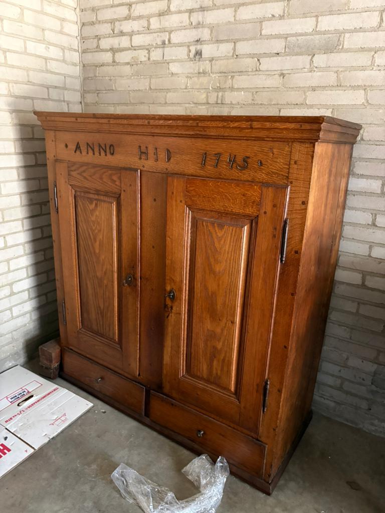 Kast Anno 1745 Antiek 121x52x132 cm, Ophalen