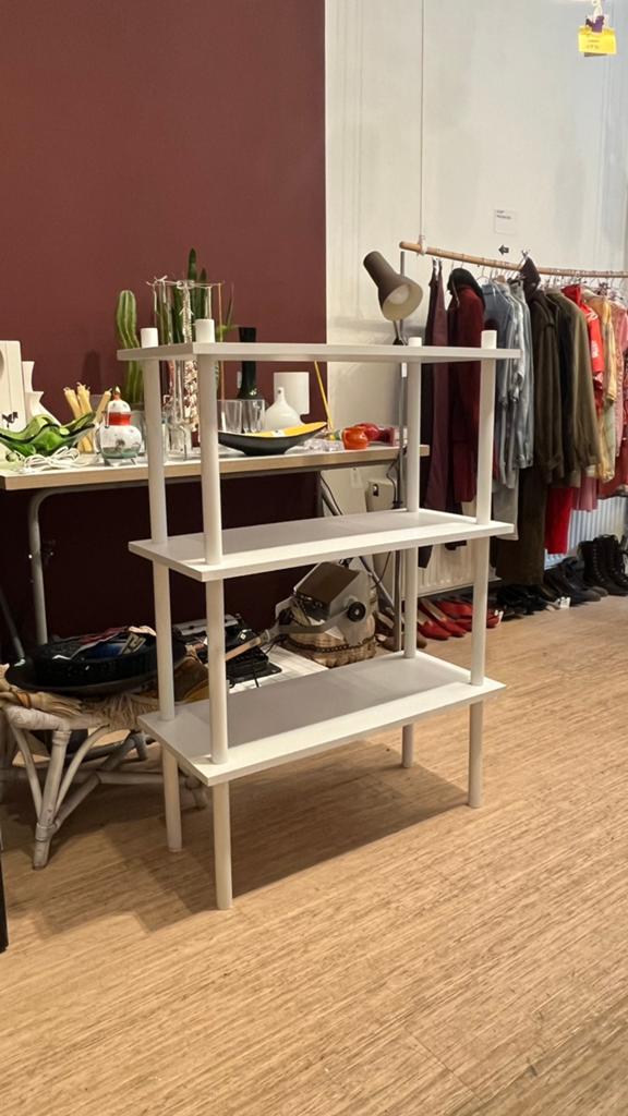 Wit retro stokkenkastje stokkenkast boekenkast, Huis en Inrichting, Kasten | Boekenkasten, Met plank(en), Gebruikt, 100 tot 150 cm