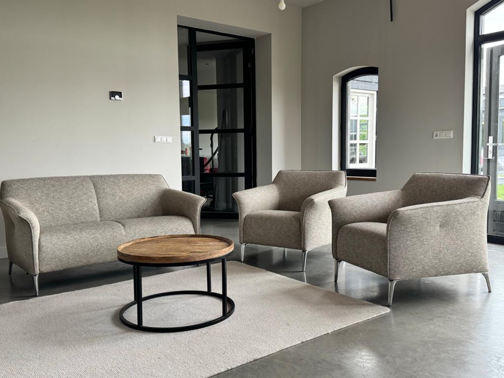 Leolux Set: 2-persoons bank en 2 fauteuils, X, Verzenden, 150 tot 200 cm, Tweepersoons