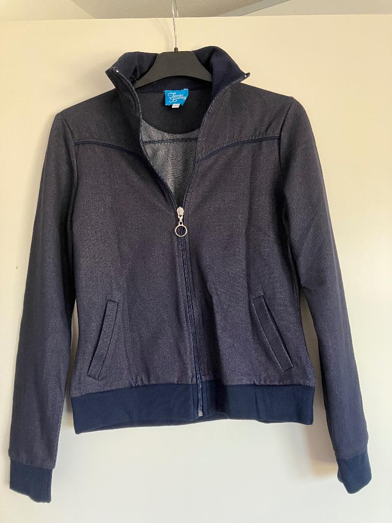 Mooi Tante Betsy sweatvest, Ophalen of Verzenden, Zo goed als nieuw, Maat 36 (S), Blauw