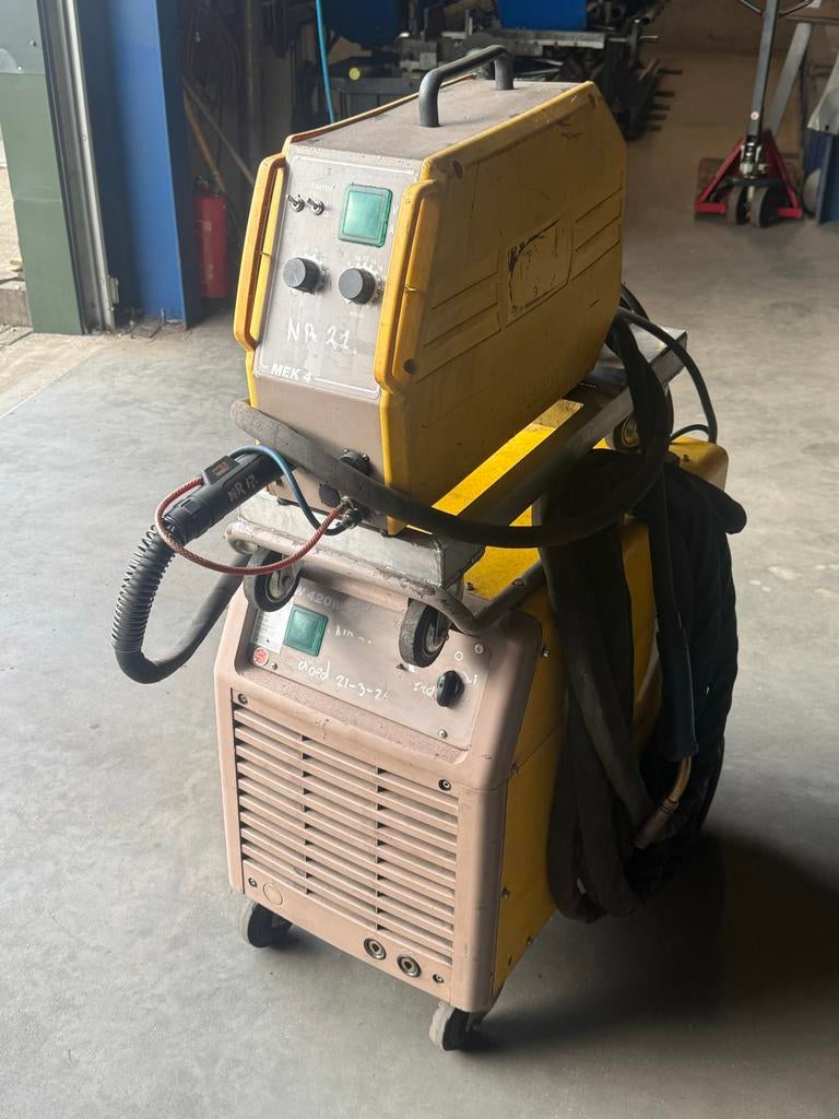 ESAB MIG/MAG Lasapparaat - Krachtig en Betrouwbaar, Doe-het-zelf en Verbouw, Gereedschap | Lasapparaten, Ophalen, Gebruikt, 250 ampère of meer