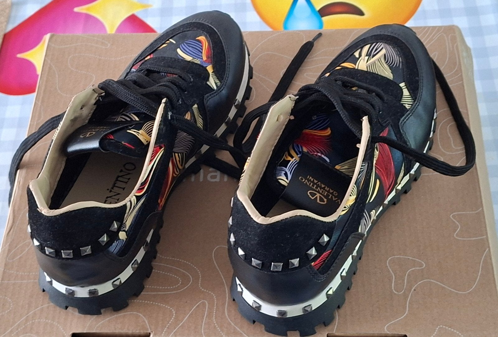 Valentino Garavani Rockrunner Sneakers Zwart/Goud, Zwart, Nieuw, Ophalen of Verzenden, Sneakers of Gympen