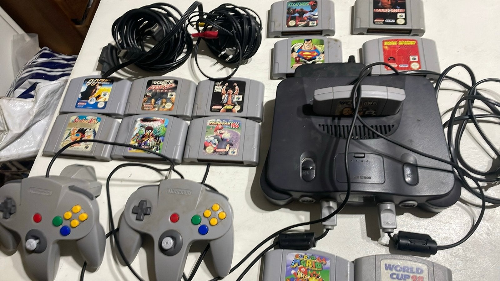 Nintendo 64 Console met 13 games en 2 controllers, Spelcomputers en Games, Ophalen of Verzenden, Gebruikt, Met 2 controllers, Met games