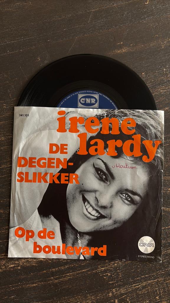 Irene Lardy - De degenslikker, Ophalen of Verzenden, Zo goed als nieuw, Nederlandstalig