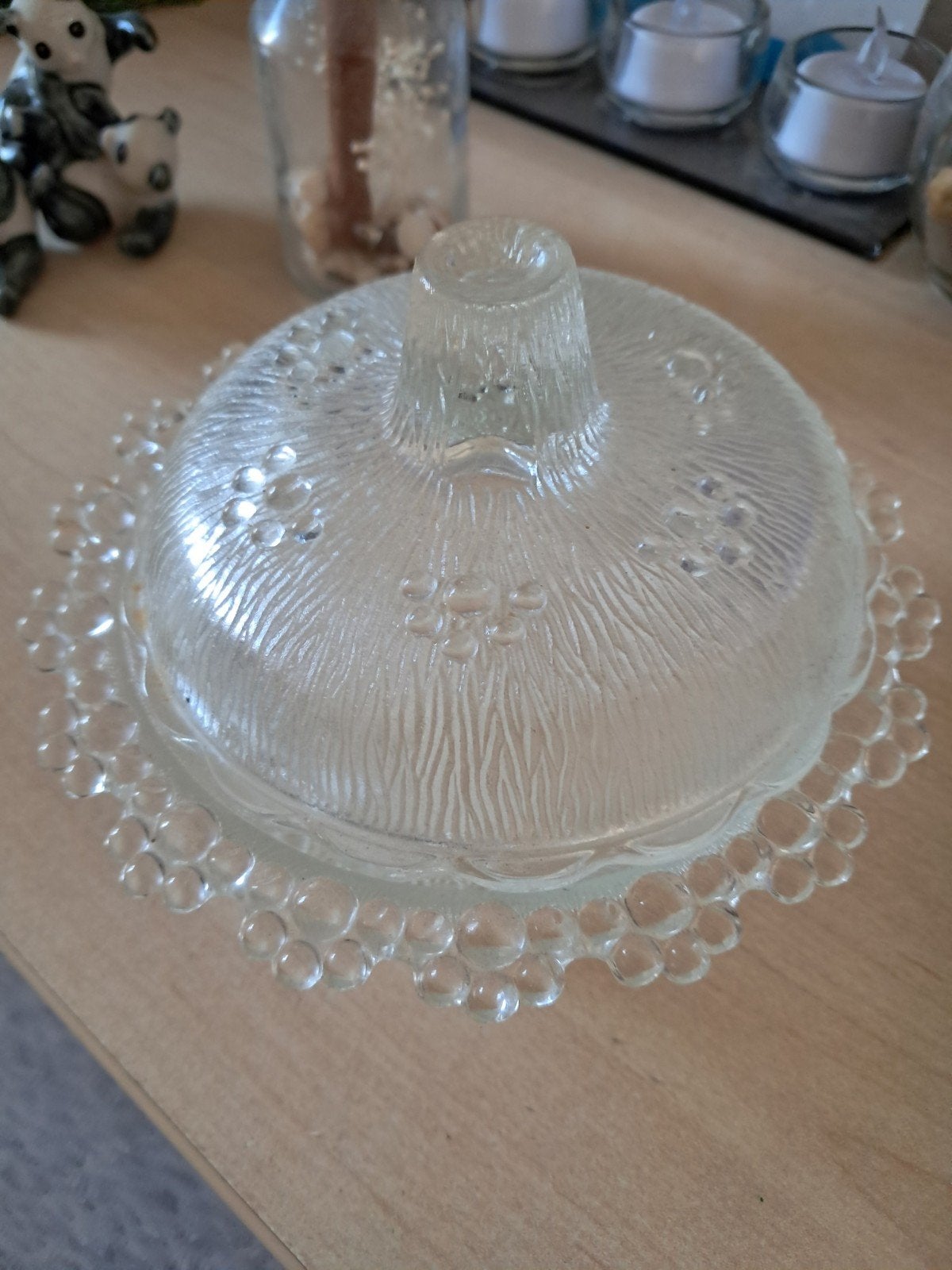 Glazen/kristallen schaaltje met bubbelrand en deksel, Ophalen
