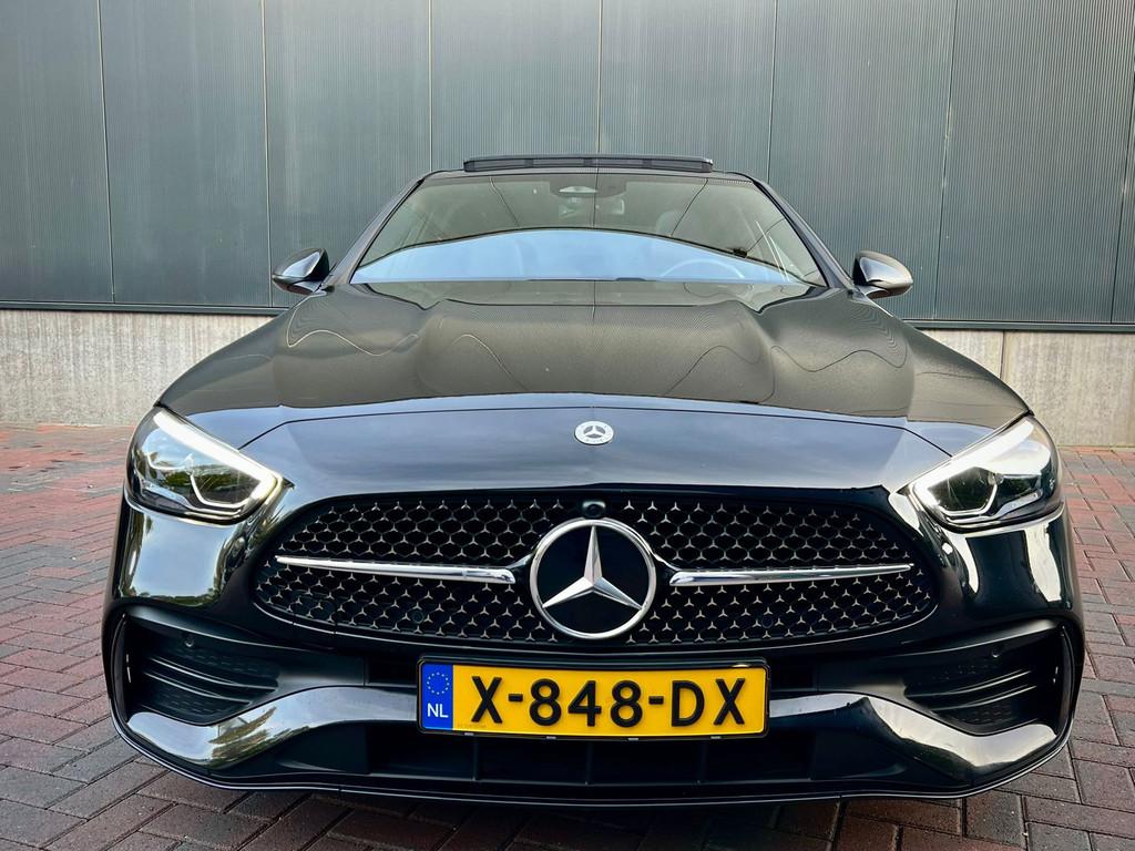Mercedes-Benz C-klasse 300 AMG Line * Pano * Cam * Memory Se, Automaat, 4 cilinders, 259 pk, Zwart
