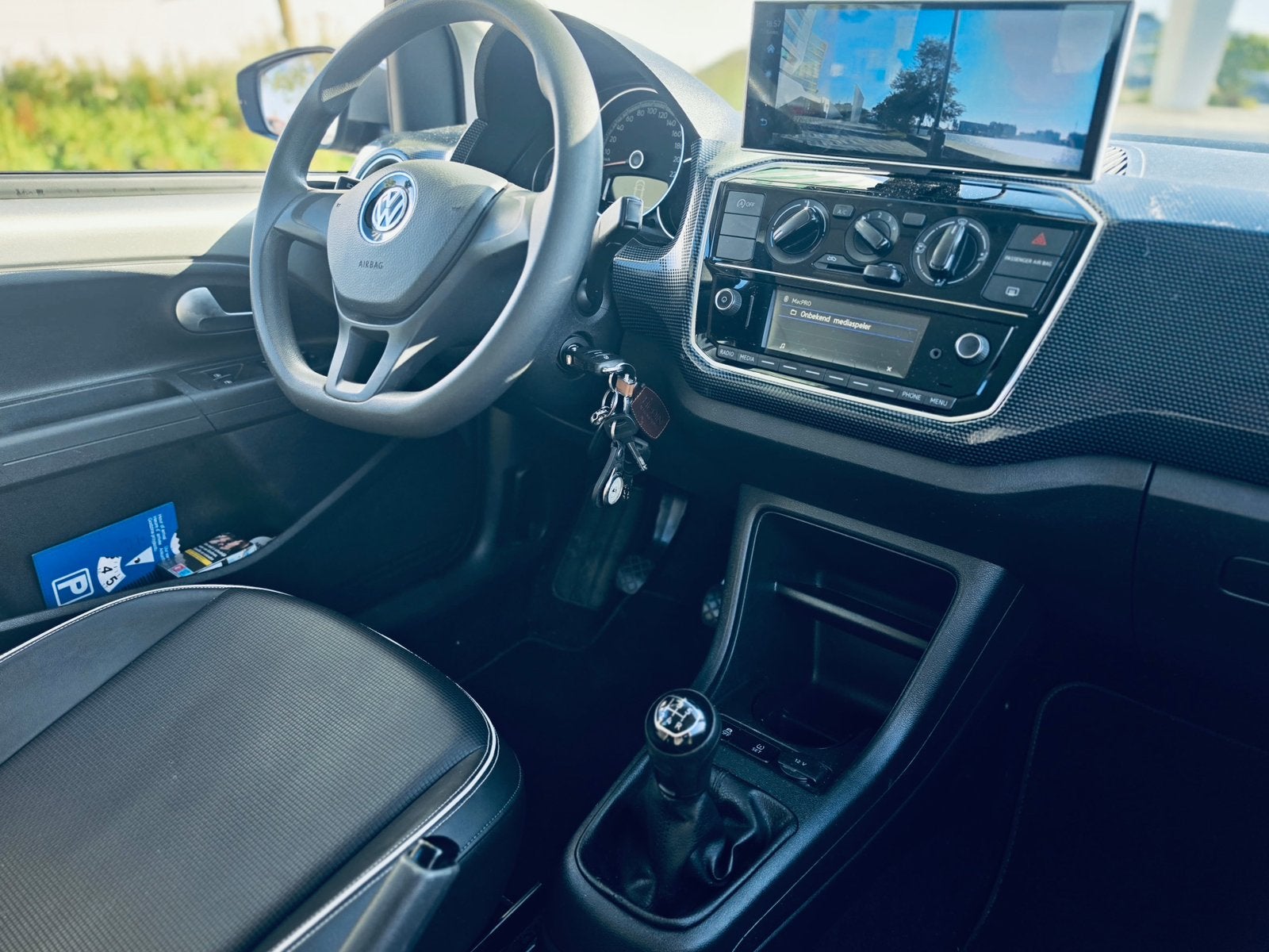 VW UP! 1.0 86PK 2019 LEDER INTERIEUR + Volkswagen Dakdragers, Auto diversen, Dakdragers, Ophalen, Gebruikt