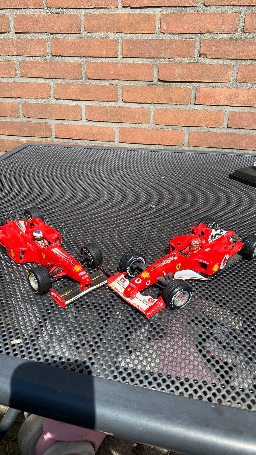 2 x Schade Ferrari Formule 1, Ophalen of Verzenden, Zo goed als nieuw, MiniChamps
