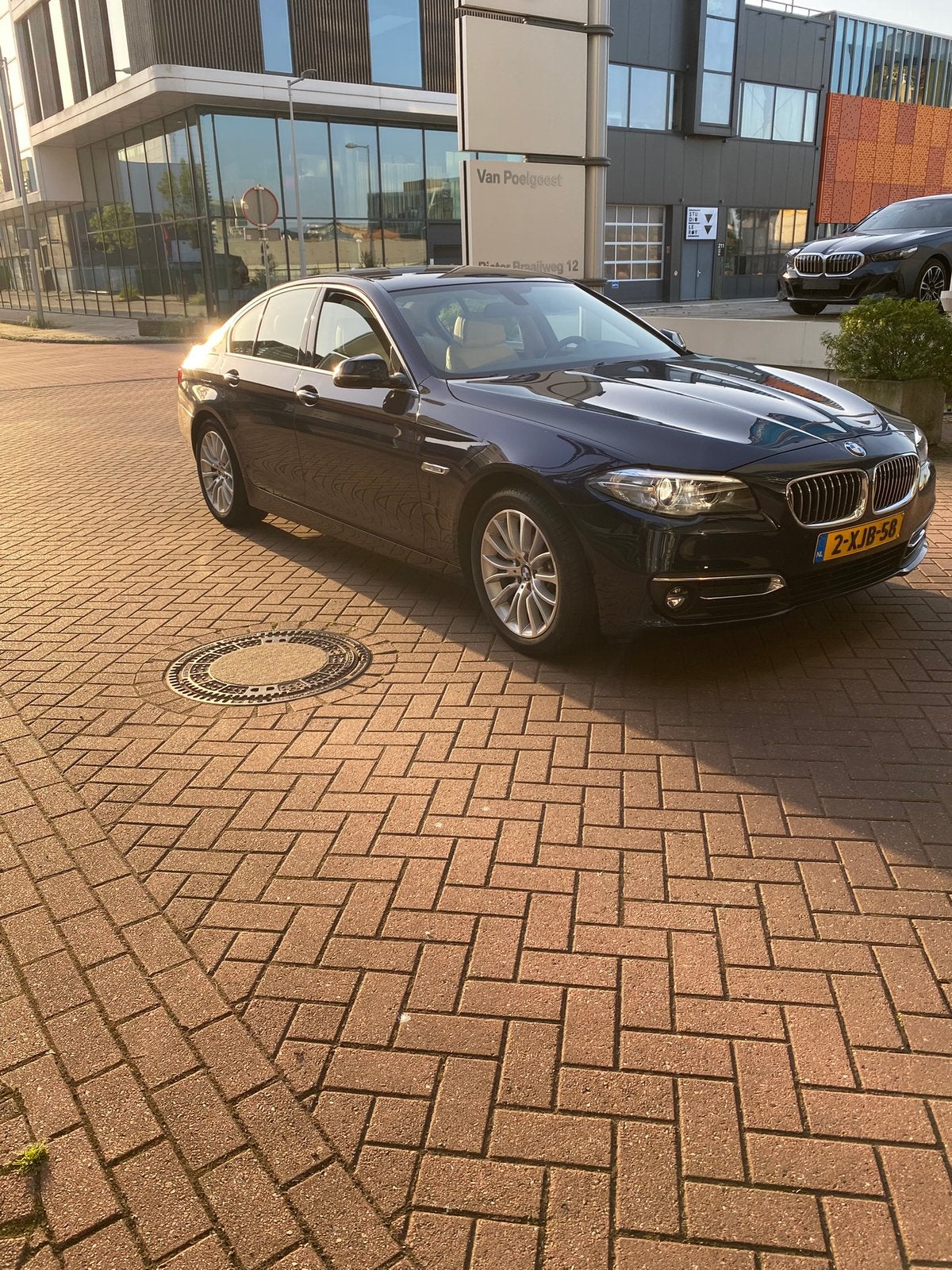BMW 5-Serie 2.0 520I AUT 184 PK Sedan 2014 Blauw, Achterwielaandrijving, 4 cilinders, 2000 kg, Blauw