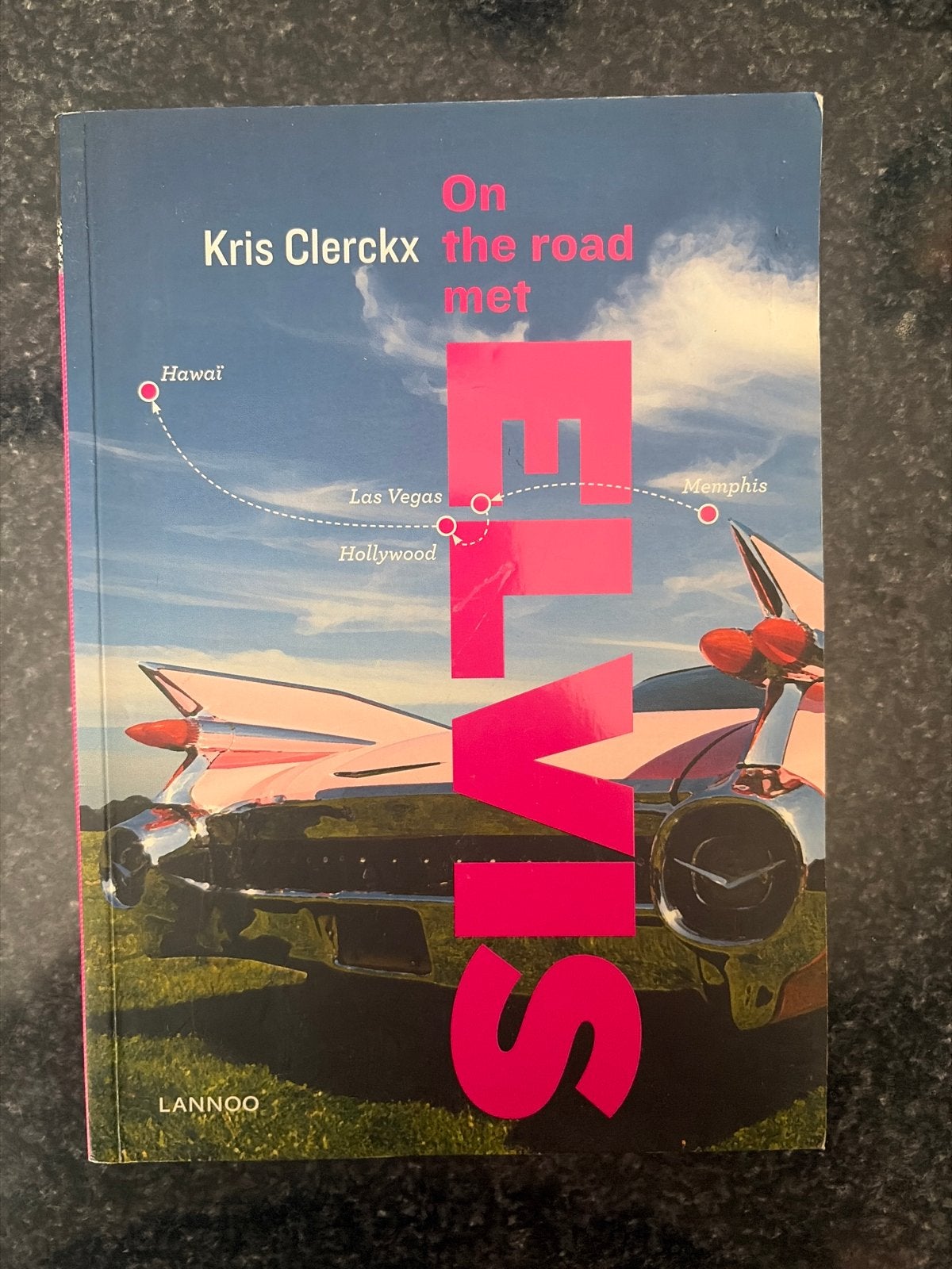 On the road met Elvis - Kris Clerckx, Ophalen of Verzenden, Zo goed als nieuw, Film, Tv en Media