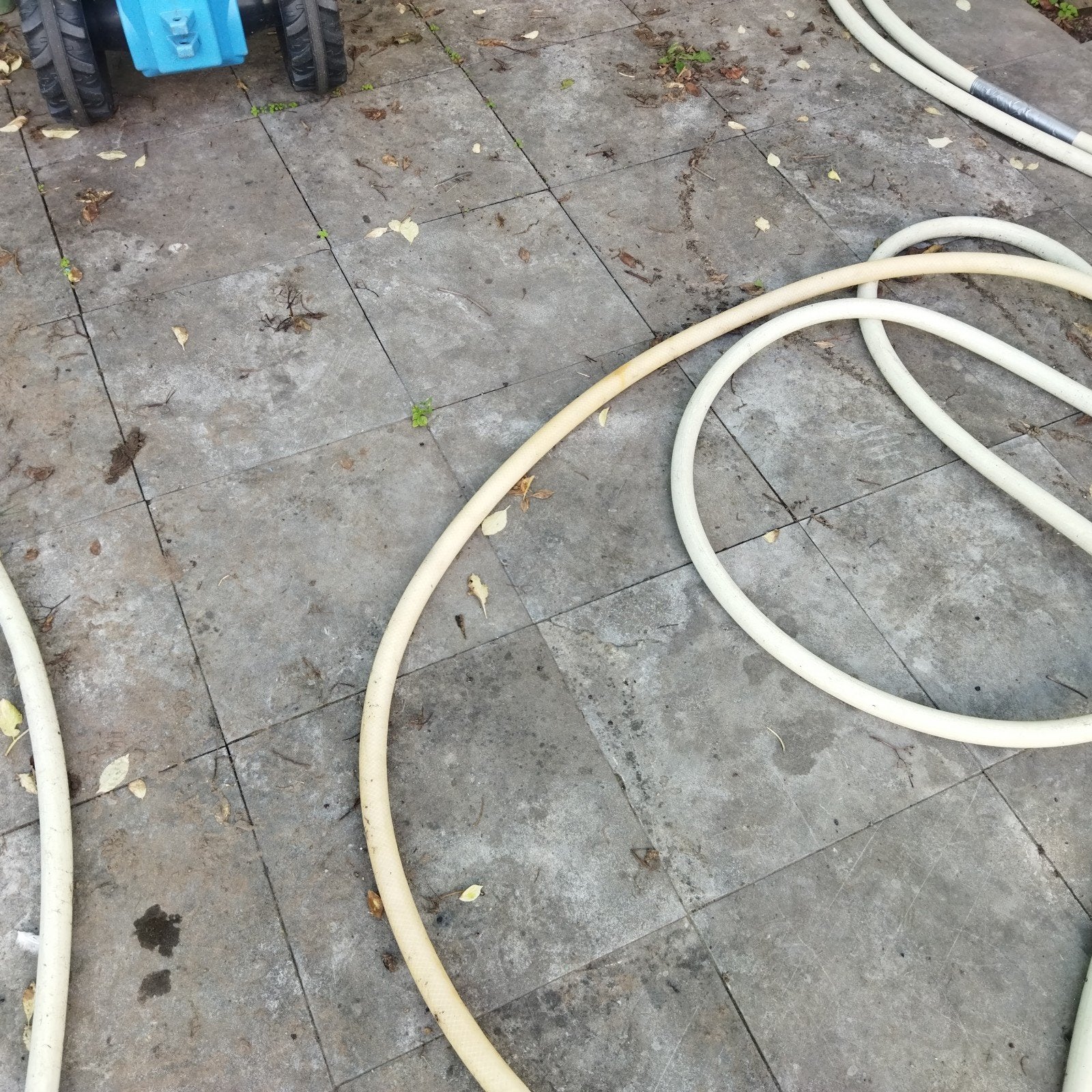 Gratis betontegels 40x40 cm - 14m² gratis af te halen, Ophalen, Gebruikt, 10 m² of meer, Beton