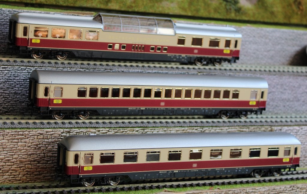 TEE - RIJTUIGEN SETS, Gelijkstroom, Wagon, Ophalen of Verzenden, Zo goed als nieuw
