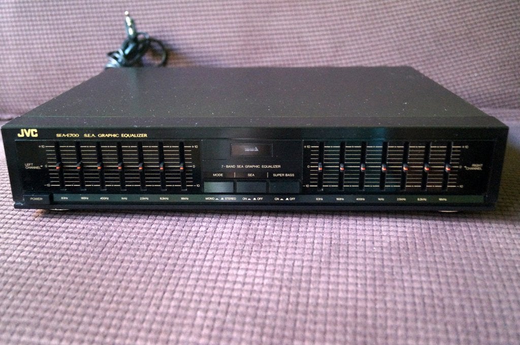 JVC SEA-E700BK equalizer met garantie, Audio, Tv en Foto, Ophalen of Verzenden, Gebruikt, JVC, Losse componenten