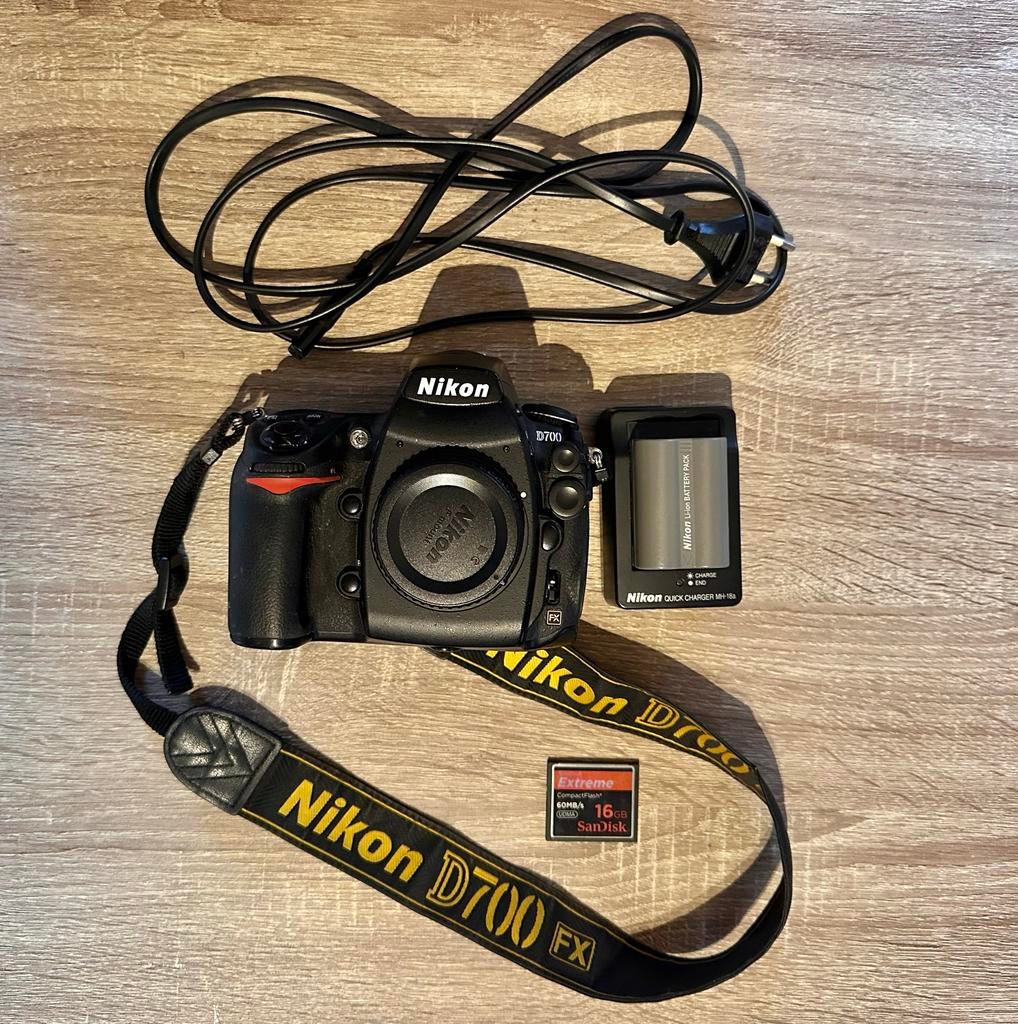 Nikon D700 full frame digitale camera, Audio, Tv en Foto, Fotocamera's Digitaal, Ophalen of Verzenden, Gebruikt, Spiegelreflex