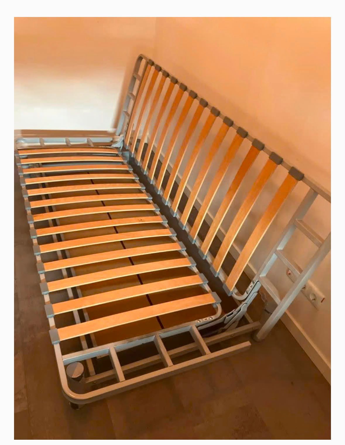 Kallaxkast/eetkamerstoelen/ muziekbox/bureaustoel/bed, Huis en Inrichting, Complete inboedels, Ophalen