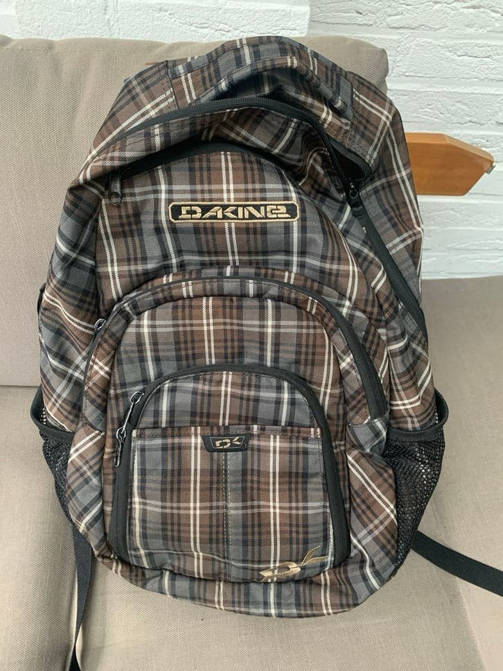 Prachtige Dakine rugzak - Bruin geruit design, 25 tot 40 cm, Ophalen of Verzenden, Zo goed als nieuw, Overige merken