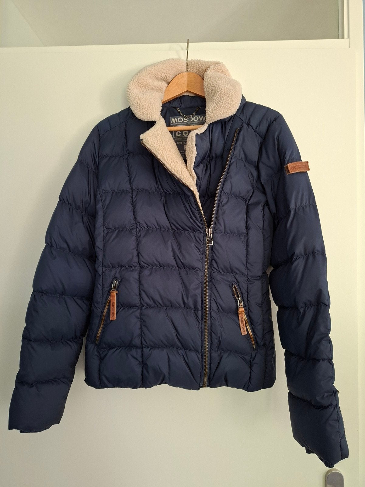 Mooi Moscow jack, maat L (valt klein), Maat 38/40 (M), Blauw, Ophalen of Verzenden, Moscow