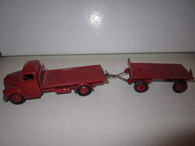 Dinky toys 1:43, Ophalen of Verzenden, Gebruikt, Auto, Dinky Toys