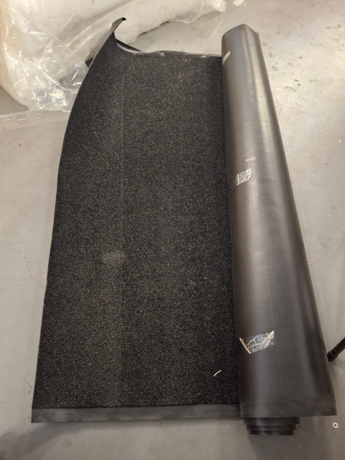 Tapijtrol - Grijs - 130cm breed, Nieuw, Ophalen of Verzenden, Nvt, Minder dan 5 m²
