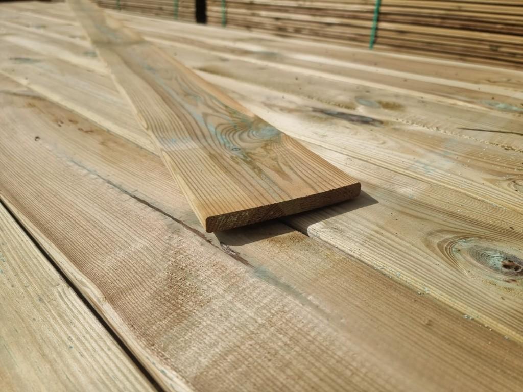Geïmpregneerde tuin / schutting planken 16x140mm €1,40 pm1