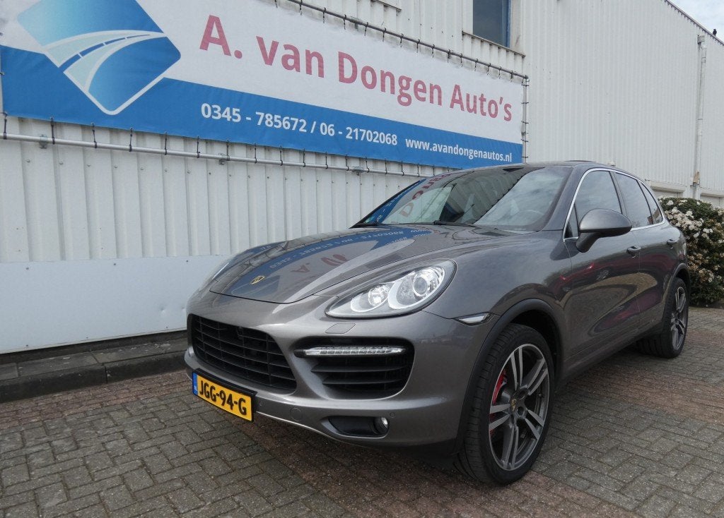 Porsche CAYENNE 4.8 TURBO 500PK,ACC,Chrono,Keyless,Pano,Bose, Automaat, Gebruikt, 8 cilinders, 501 pk