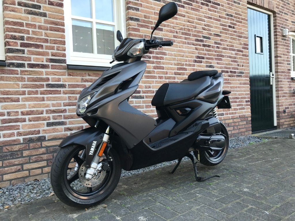YAMAHA AEROX 4T BJ 2019 KM 14.900 4 TAKT NIEUW TYPE, Fietsen en Brommers, Ophalen, Gebruikt, Aerox, Maximaal 45 km/u
