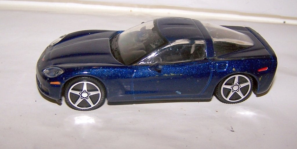Bburago Chevrolet Corvette 2004. 1/43. Nwst., Ophalen of Verzenden, Zo goed als nieuw, Auto, Overige merken