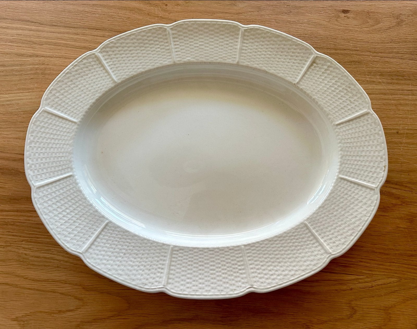 Antieke Wedgewood Osier serveerschaal uit 1910, Ophalen