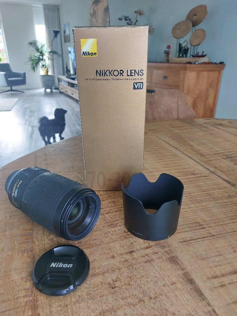 Nikon lens AF-S VR Zoom-Nikkor 70 - 300 mm, Ophalen, Beschermhoes/tas, Nikon, Telelens