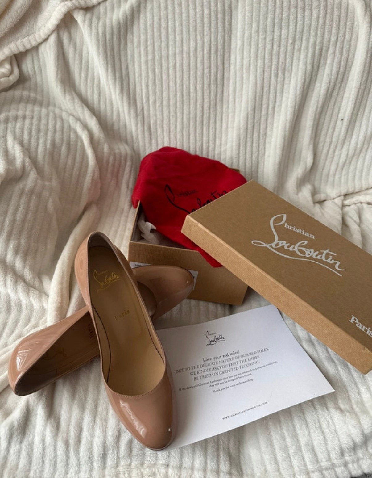 Louboutin Simple Pumps - Origineel, Maat 38, 10cm heels, Kleding | Dames, Pumps, Beige, Ophalen of Verzenden, Gedragen