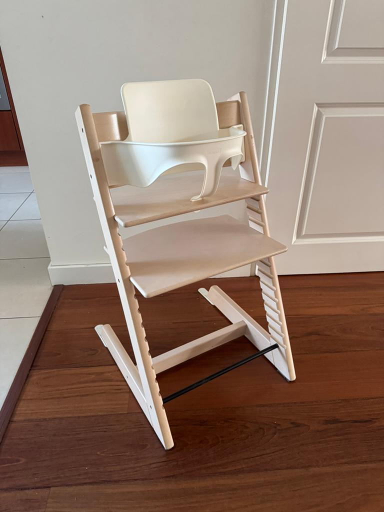 Stokke Tripp Trapp met babyset & tafelblad, Ophalen, Gebruikt, Meegroeistoel, Afneembaar eetblad