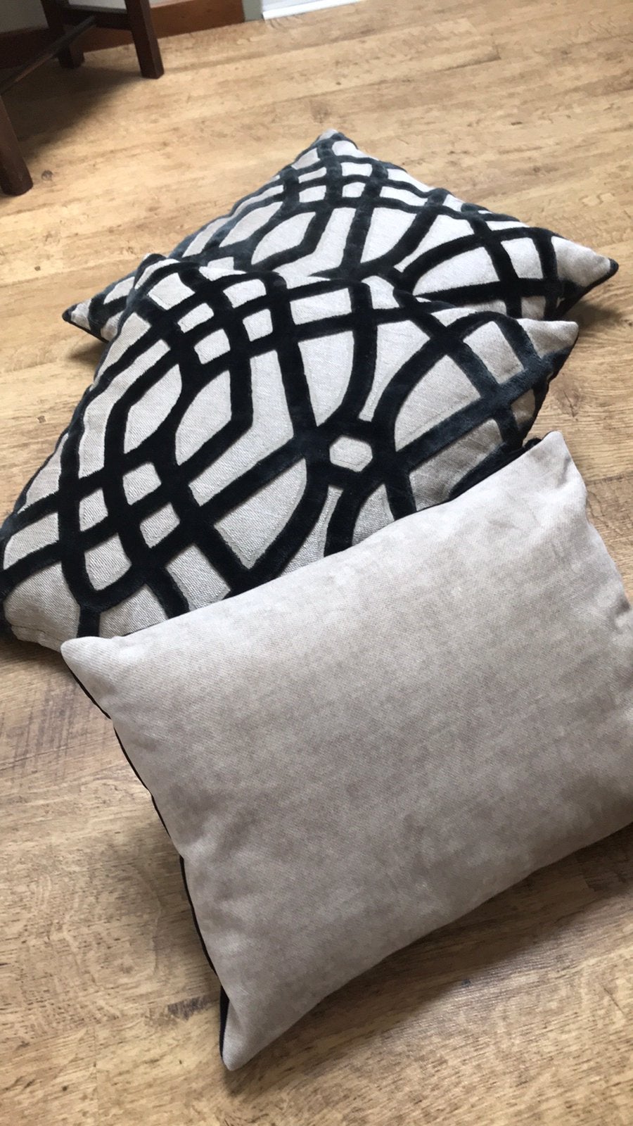 Velours kussens, Ophalen, Zo goed als nieuw, Zwart, Vierkant