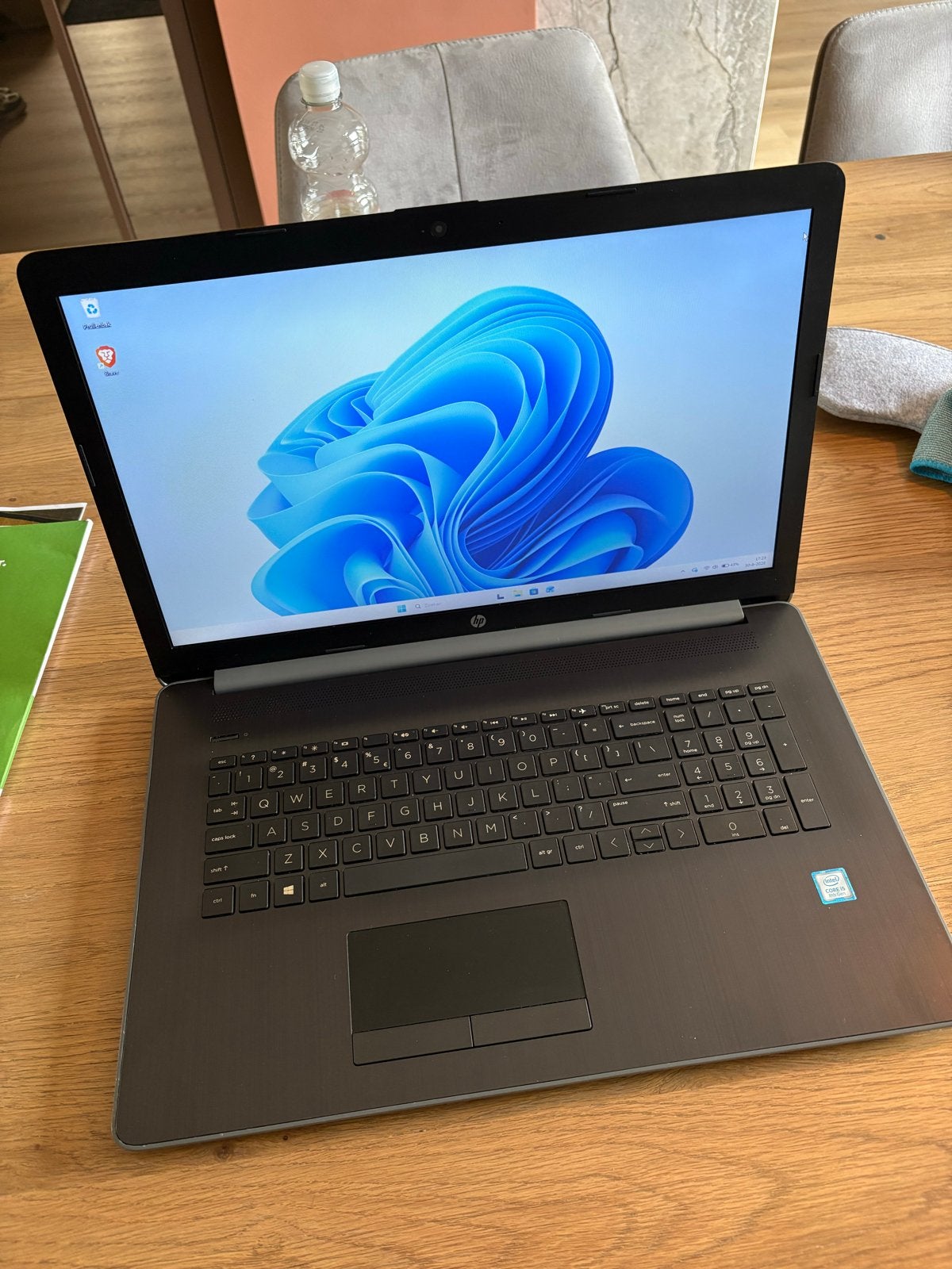 HP Laptop 17-by1xxx - Intel Core i5 8th Gen - 8GB RAM, Gebruikt, Qwerty, 8 GB, Minder dan 2 Ghz