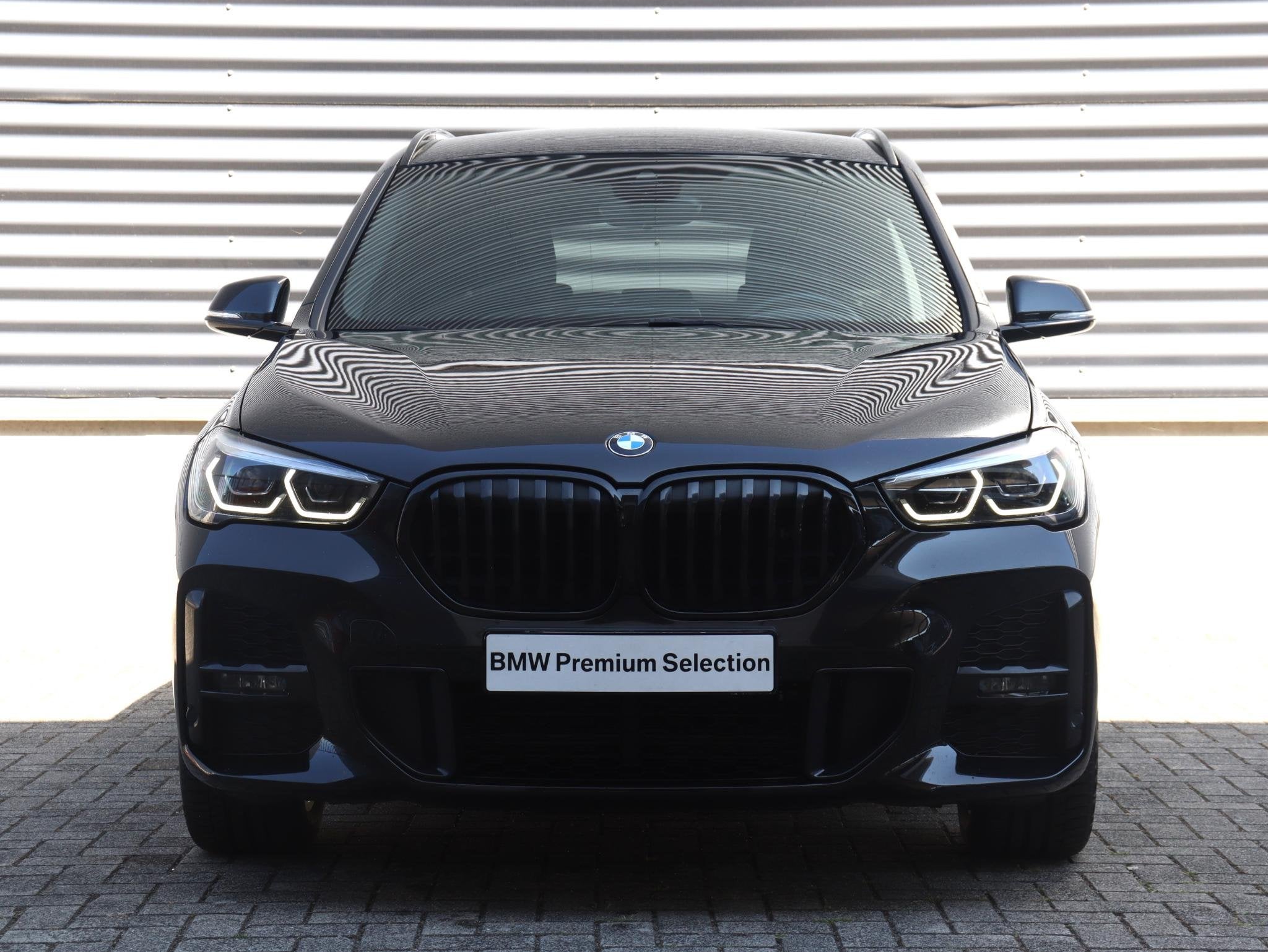 BMW X1 sDrive18i | High Executive | M Sportpakket | Head-Up, Auto's, BMW, Automatische klimaatregeling, Gebruikt, Met garantie (alle)