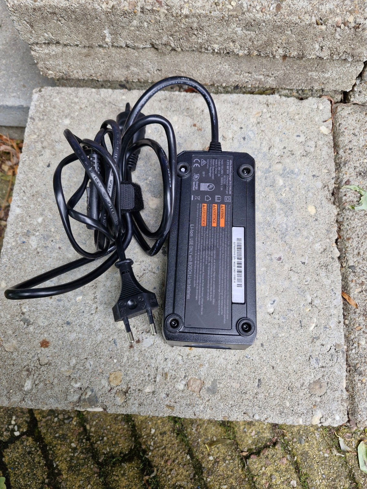 Bosch accu oplader 2A, Ophalen, Zo goed als nieuw