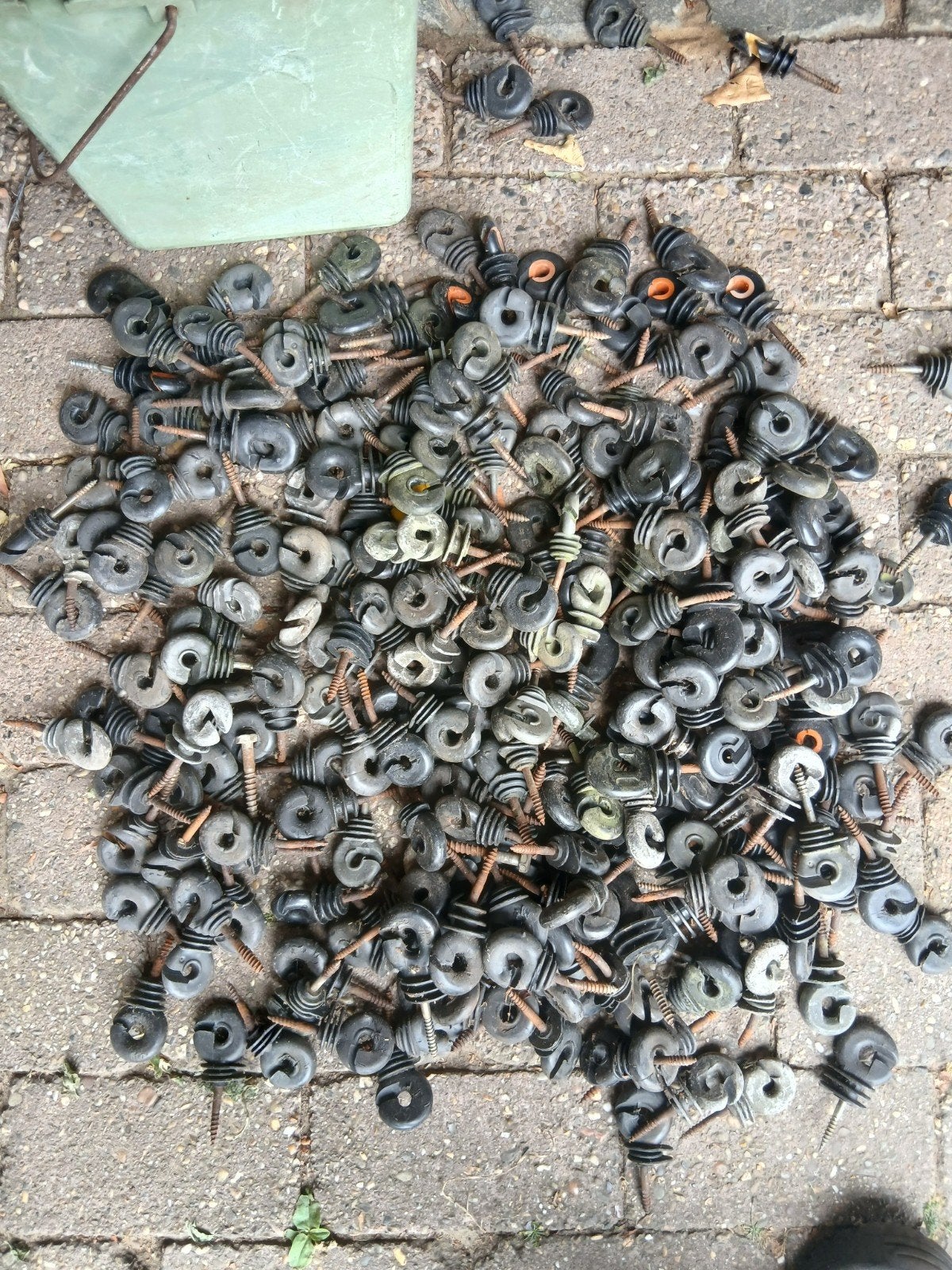 Schroefisolatoren voor afrastering, Ophalen of Verzenden, Gebruikt, Kunststof, Overige typen