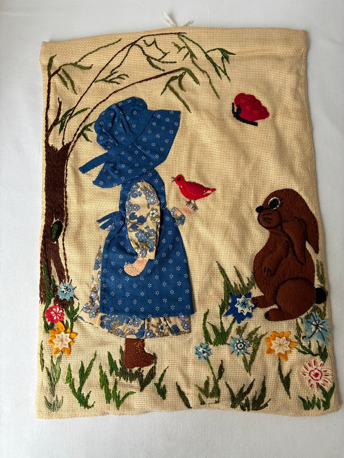 Vintage wandkleed met meisje, konijn en vogels, Ophalen of Verzenden, Gebruikt