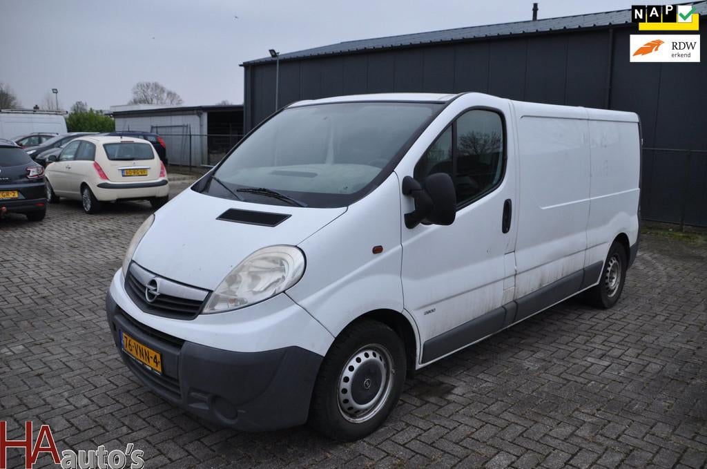 Opel Vivaro 2.5 CDTI L2H1 EXPORT GEEN APK, Voorwielaandrijving, Gebruikt, Startonderbreker, Origineel Nederlands