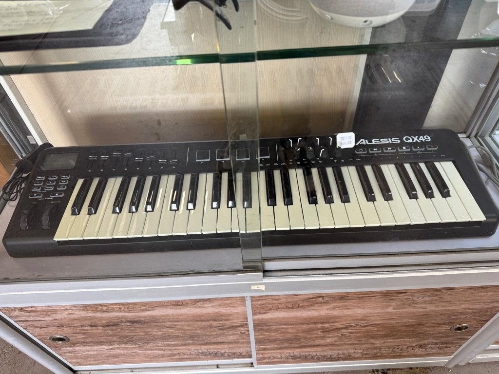 Alesis QX49 MIDI Keyboard Controller, Gebruikt, Info@alesis.nl, Midi-aansluiting, Nederland